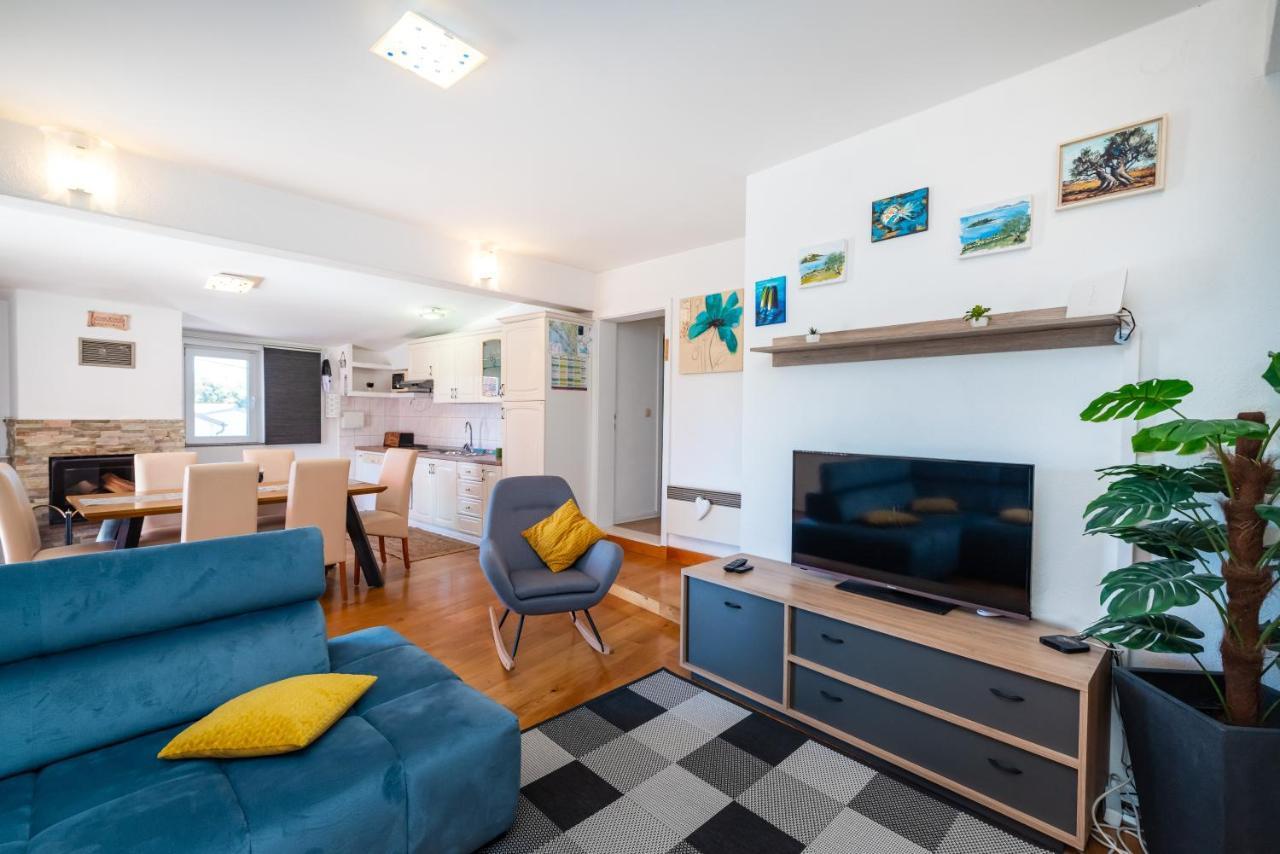 Bistra Apartment *