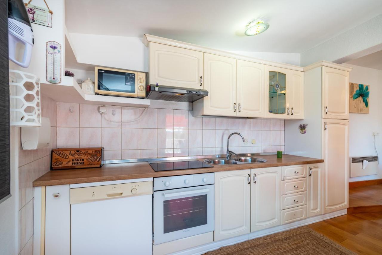 Bistra Apartment *