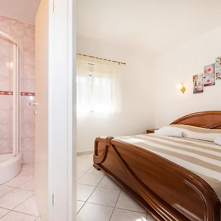 Bistra Pakostane Apartments Exteriér fotografie